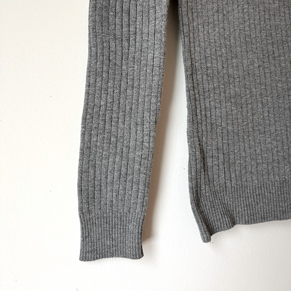 Gray Crew Neck Sweater, Merona, Women’s Size S - Picture 4 of 8